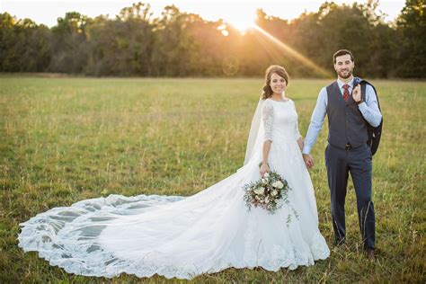 Jinger Duggar's Wedding Dress – The FSHN