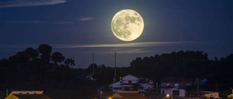 July Supermoon tonight: How to see 2023's stunning lunar event - BBC ...