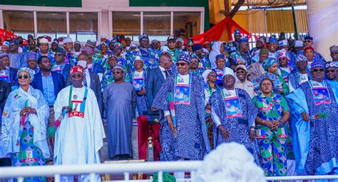 Tinubu Flags Off Presidential Campaign In Jos Amid Crowd Fracas – Channels Television