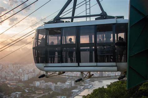 Sugarloaf cable car in Rio de Janeiro, Brazil 5228534 Stock Photo at Vecteezy