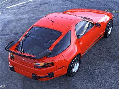 Porsche 928 Turbo Takes the 911's Job, Steals Its Whale Tale Spoiler in Factory Widebody CGI