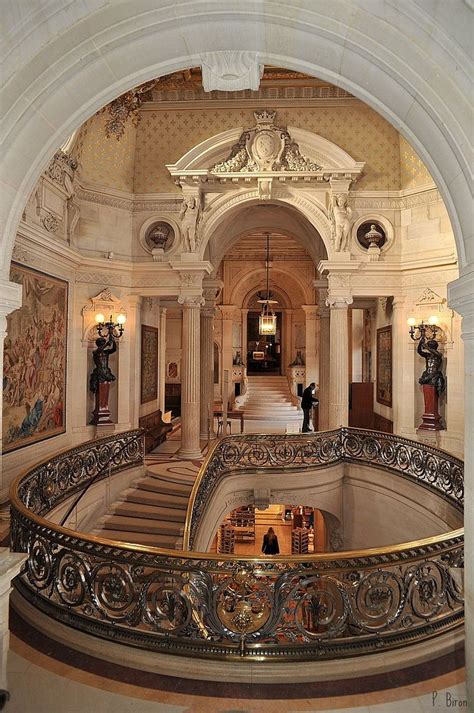 Vestibule d'Honneur du Château de Chantilly - Oise | by Philippe_28 ...