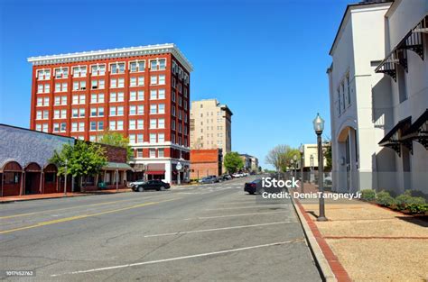 Downtown Muskogee Oklahoma Stock Photo - Download Image Now - Muskogee ...