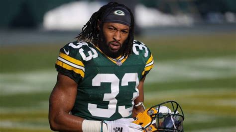 Green Bay Packers running back Aaron Jones: Stats, salary, position ...