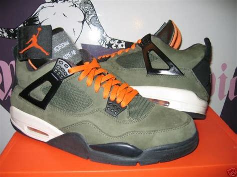 Air Jordan IV 2005 Retro - Undefeated (UNDFTD) - Olive - Oiled Suede - Flight Satin ...