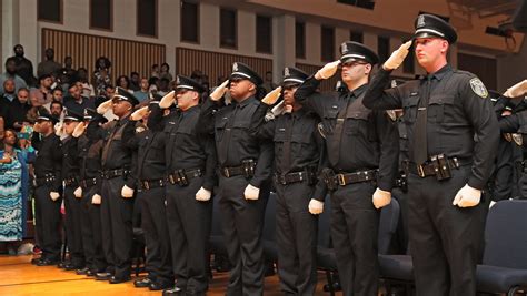 Milwaukee police welcome 58 new officers