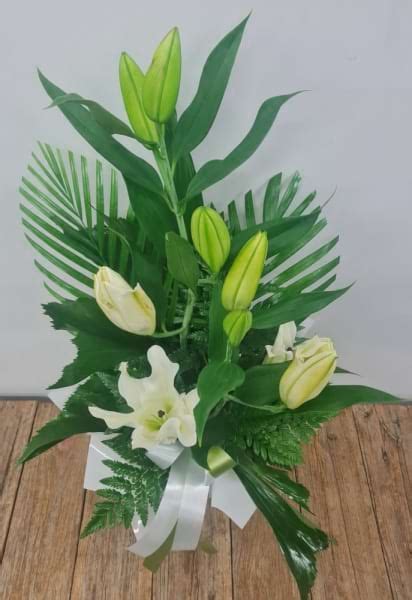 Modern Oriental Lilium Arrangement