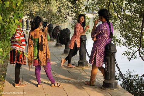 Kolkata – People and Street Scenes – Photo Gallery | Guy Shachar