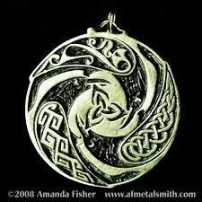 celtic knot raven tattoo - Google Search | Celtic designs, Celtic, Celtic knot designs