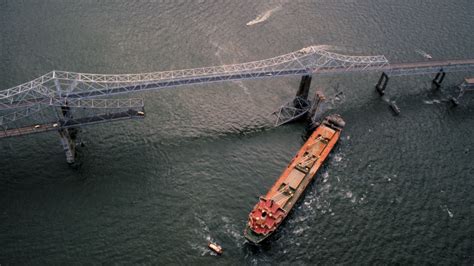 How the Baltimore bridge collapse compares to the fall of the Sunshine Skyway