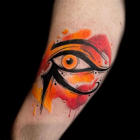 Eye Of Horus Tattoos Explained: Meanings, Common Themes & Photos