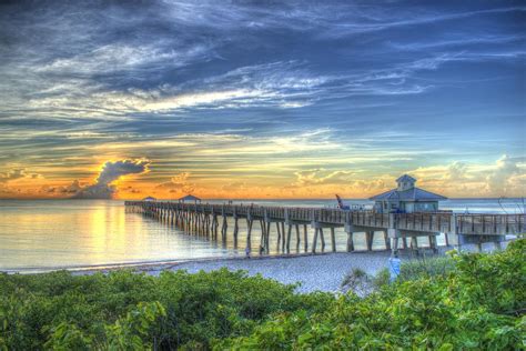 Juno Beach Pier Morning Sunrise Photograph by JT Gerosky