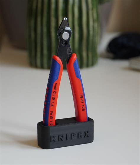 Knipex Super Knips Stand by tommmy3d | Download free STL model | Printables.com