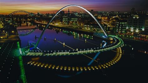 Gateshead Millennium Bridge – Bing Wallpaper Download