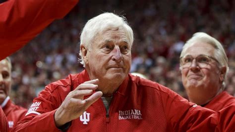 Bob Knight, legendary Indiana Hoosiers coach, dies at 83 - ABC News