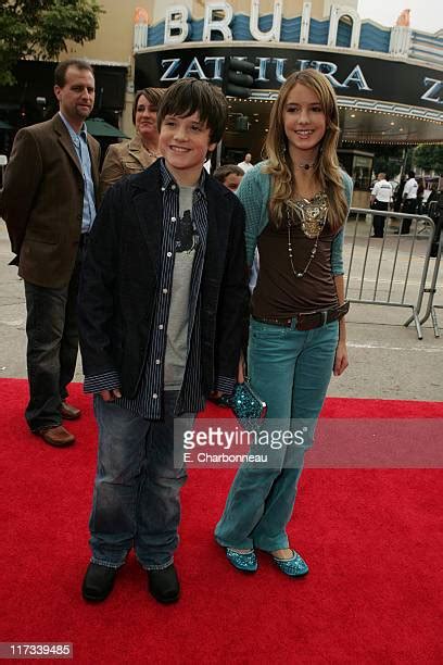 30 Josh Hutcherson Zathura Photos & High Res Pictures - Getty Images