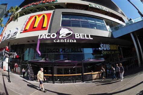 Taco Bell opens first flagship location on the Las Vegas Strip to serve ...