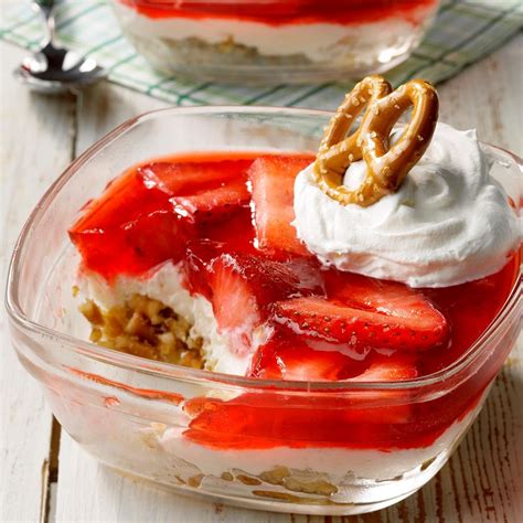 30 Small-Batch Strawberry Desserts | Taste of Home