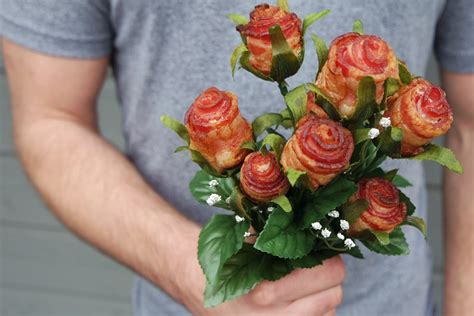 How To Make Bacon Roses: A Delicious And Romantic Bacon Gift Idea