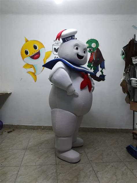 Check out this incredible Stay Puft Marshmallow Man costume ...