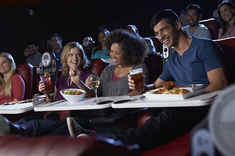 Guide to dine-in movie theaters in Chicago