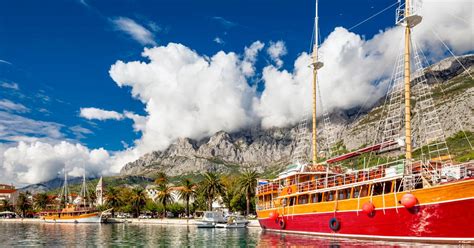 Makarska Travel Guide | Makarska Tourism - KAYAK