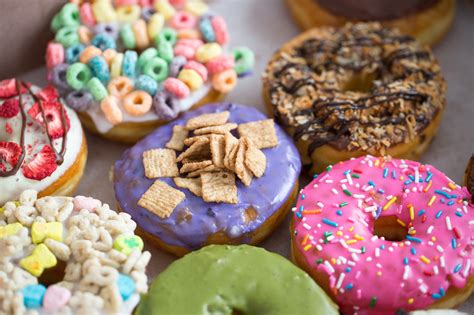 16 Best Doughnut Shops in Los Angeles For Sugary Glazed Delight