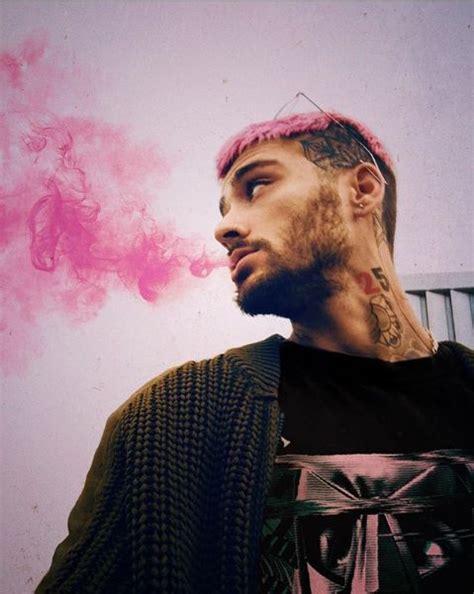 Pink Zayn ♕ | Zayn malik pics, Zayn malik photos, Zayn