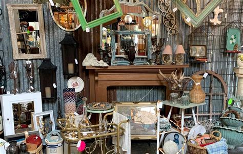 Antique Stores Near Me [Locator Map + Guide + FAQ]