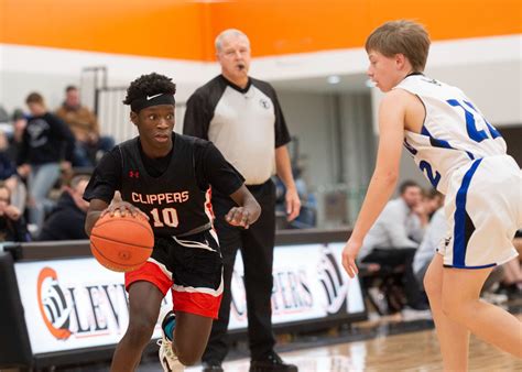 B boys lose two conference games at home | Cleveland Public School