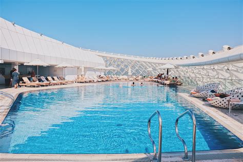 Luxury Stay at the Yas Viceroy in Abu Dhabi - The Little Backpacker