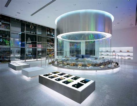 How Important Is Lighting For Retail Stores? | Zen Merchandiser