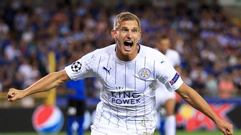 Marc Albrighton says expecting Leicester to retain the title was 'naive ...