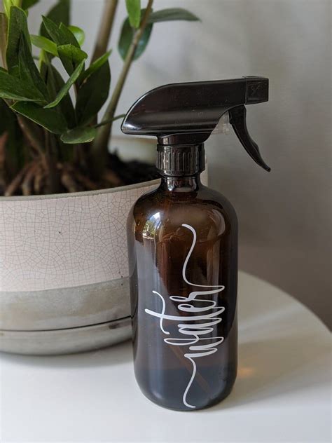 16 oz. Labeled Amber Spray Bottle | Etsy | Amber spray bottle, Glass spray bottle, Spray bottle
