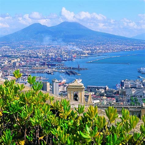 Beaches Nearest to Napoli, Italy | USA Today