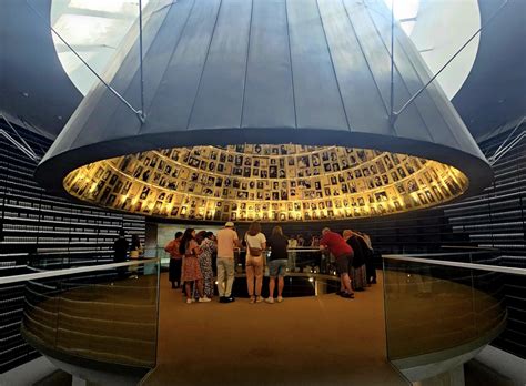 A visit to Yad Vashem. | Teaching History Matters