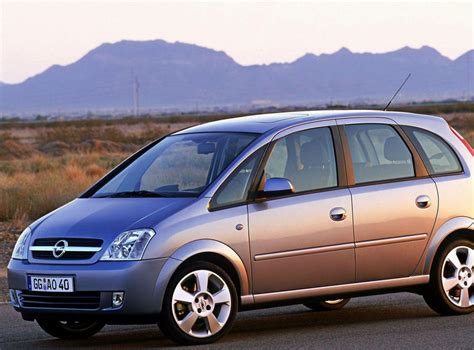 Opel Meriva A Photos and Specs. Photo: Opel Meriva A tuning and 24 perfect photos of Opel Meriva A