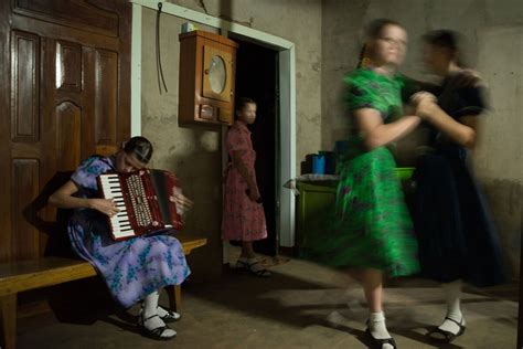 Pictures of Life Inside the Mennonite Colonies of Bolivia