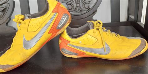 Nike Futsal shoes, Men's Fashion, Activewear on Carousell