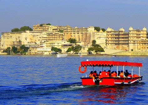 Boat Ride at Lake Pichola Udaipur - TripByExperts