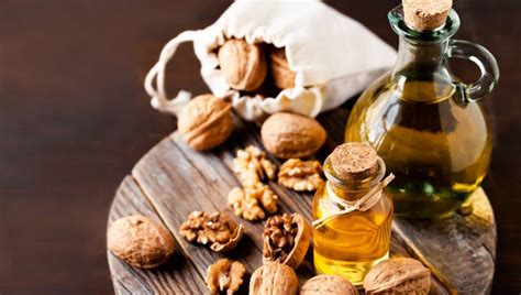 These 7 lesser-known benefits of walnut oil prove its the elixir your ...