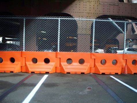 Water Filled Barricade Orange - Water Jersey Barrier ...