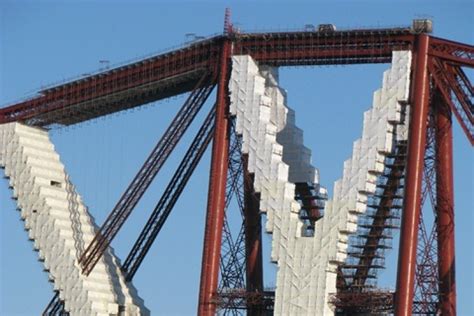 Forth Bridge painting completes in December