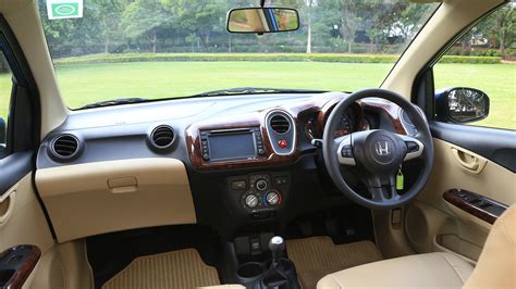 Honda-Mobilio-2014 Interior Car Photos - Overdrive