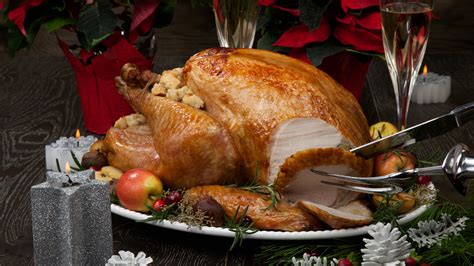 How to carve a turkey for Christmas | Tom's Guide