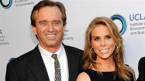 Robert Kennedy Jr., Cheryl Hines to wed Saturday