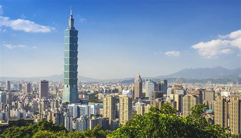 Taipei 101 Tower pushes new heights for super-tall buildings and sustainable art | U.S. Green ...