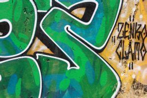 Green White Writing Graffiti Spray Paint - Texture X