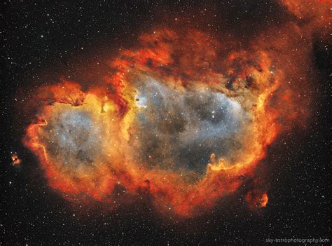 Glowing Elements in the Soul Nebula – dominicallan