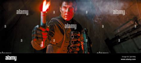 TOM CRUISE, EDGE OF TOMORROW, 2014 Stock Photo - Alamy